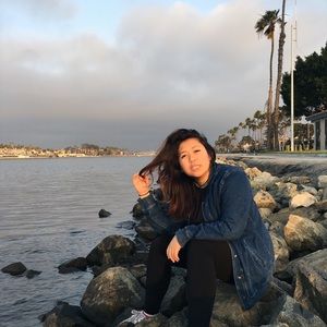 Meet your Posher, Joyce